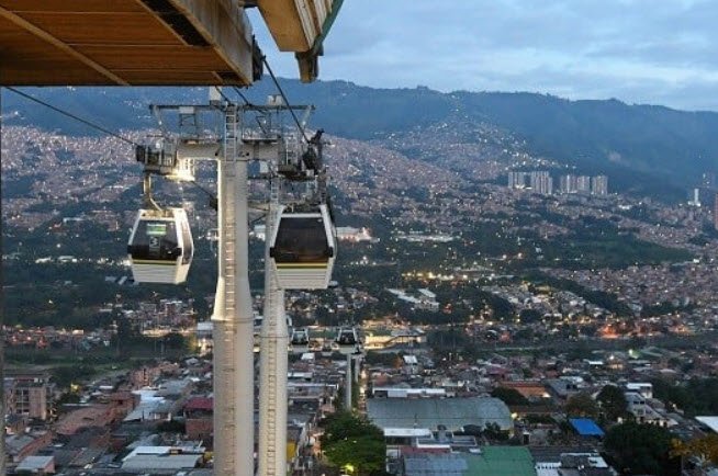Medellín Metrocable, Medellín, Antioquia, Colombia